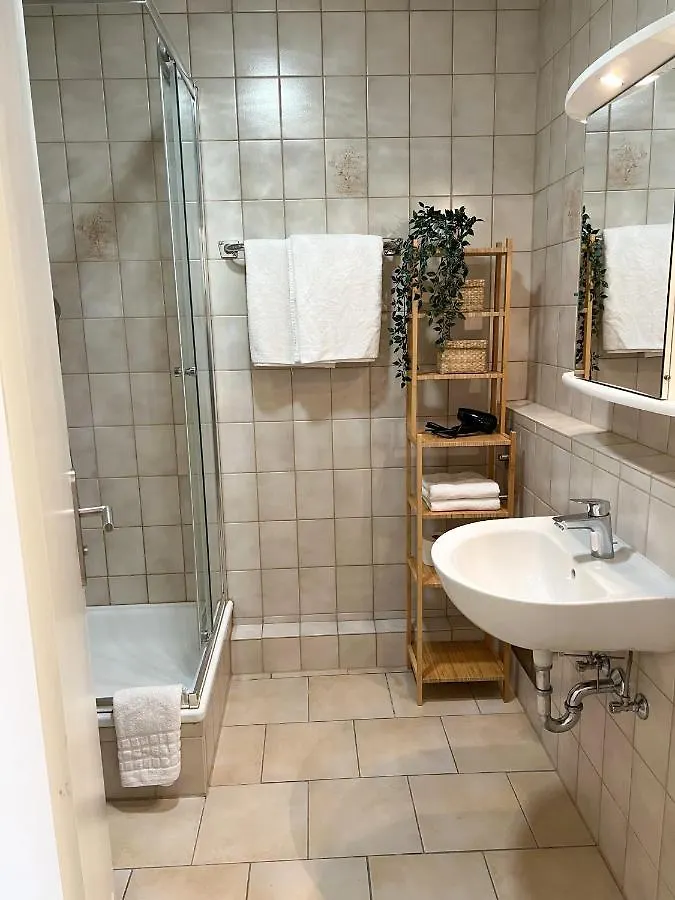 Nami - Robin - Helle Apartments Mitten In Der Stadt Memmingen Germany
